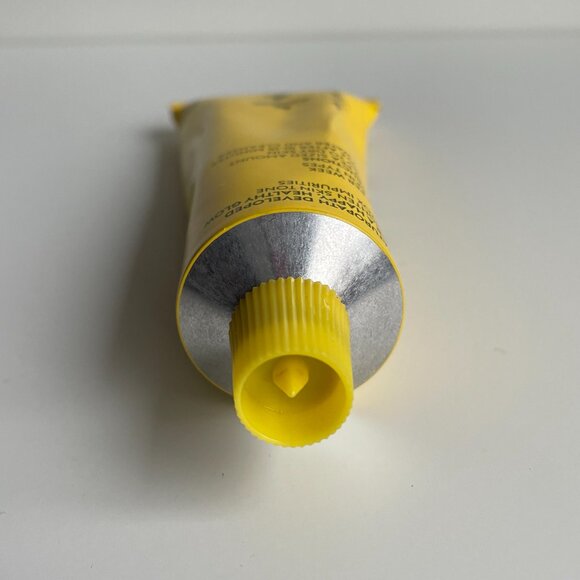 ASARAI Earth Tones Australian Red Clay Face Mask - Picture 3 of 5